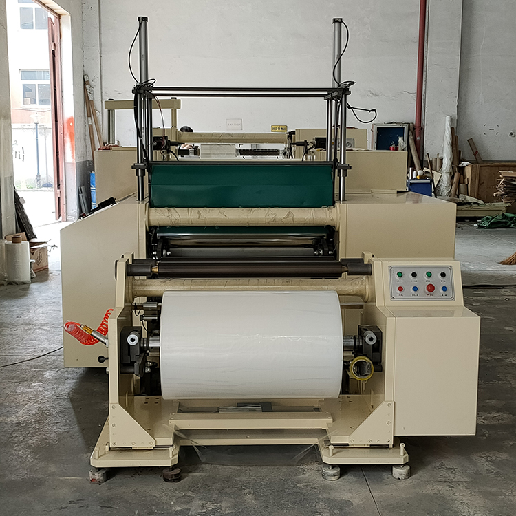 牛奶盒热封条薄膜分切机 牛奶盒热封条薄膜分切机