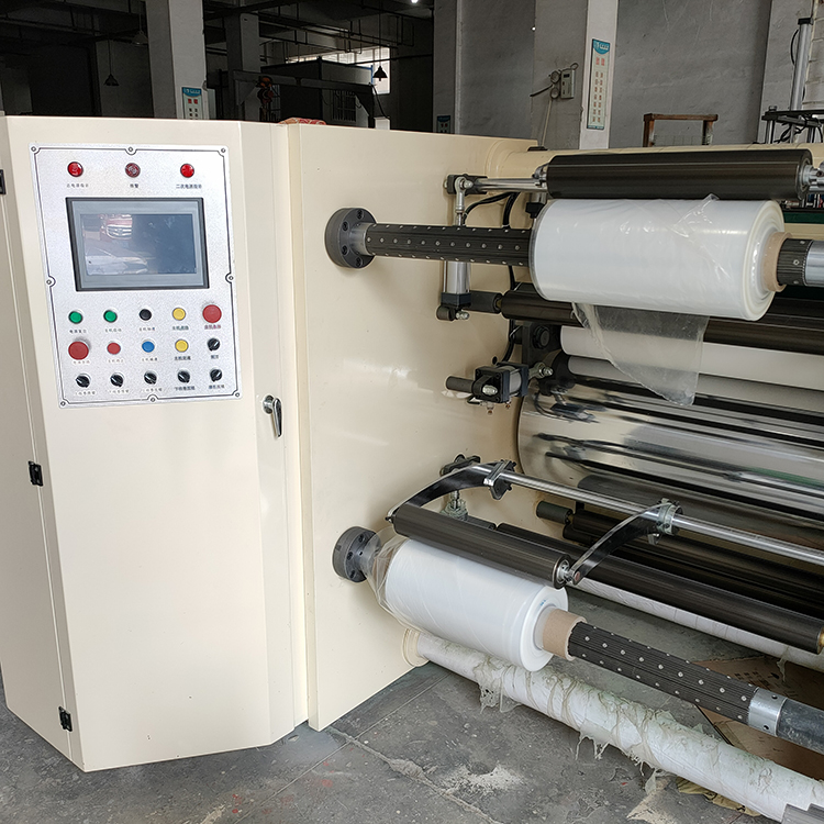 牛奶盒热封条薄膜分切机细节部位 牛奶盒热封条薄膜分切机细节部位